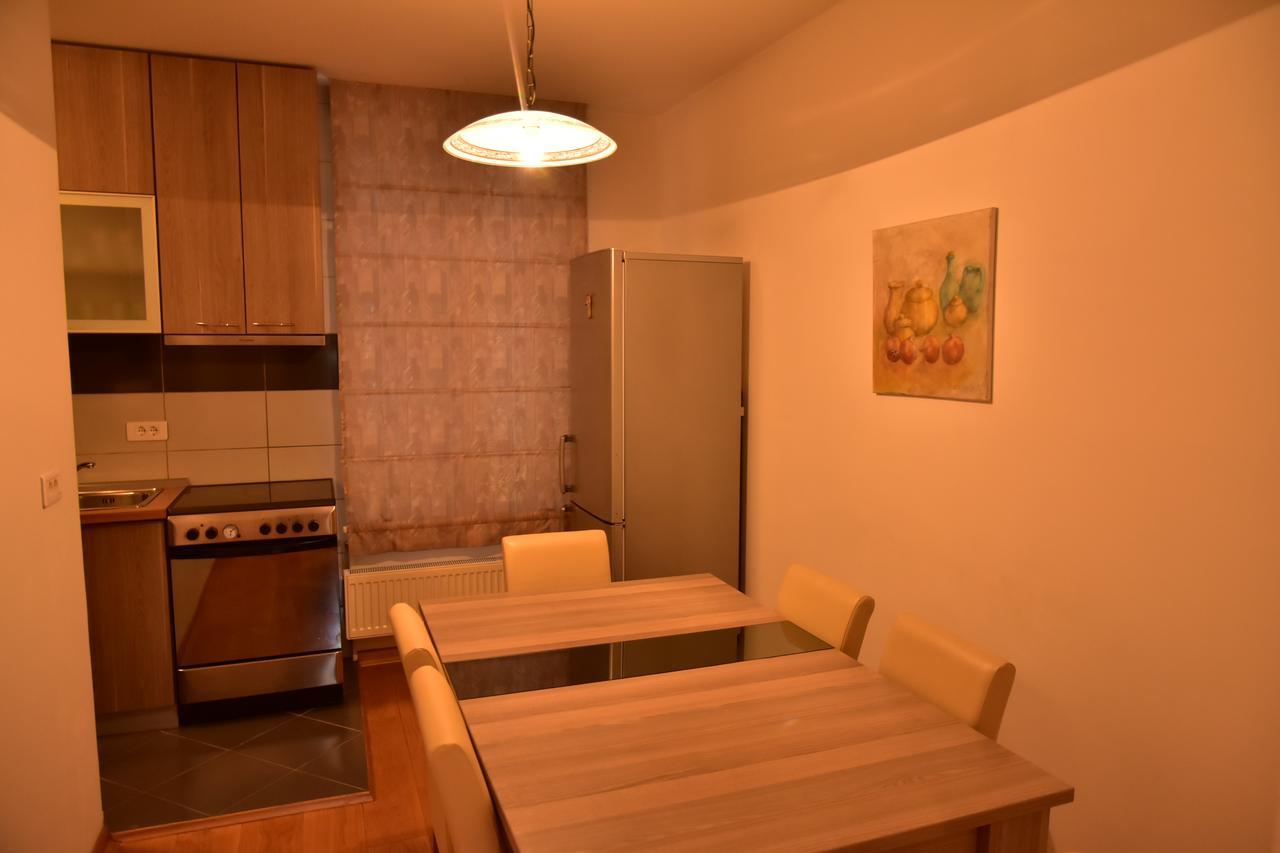 Ferhadija Luxury Apartment SJJ Exterior foto